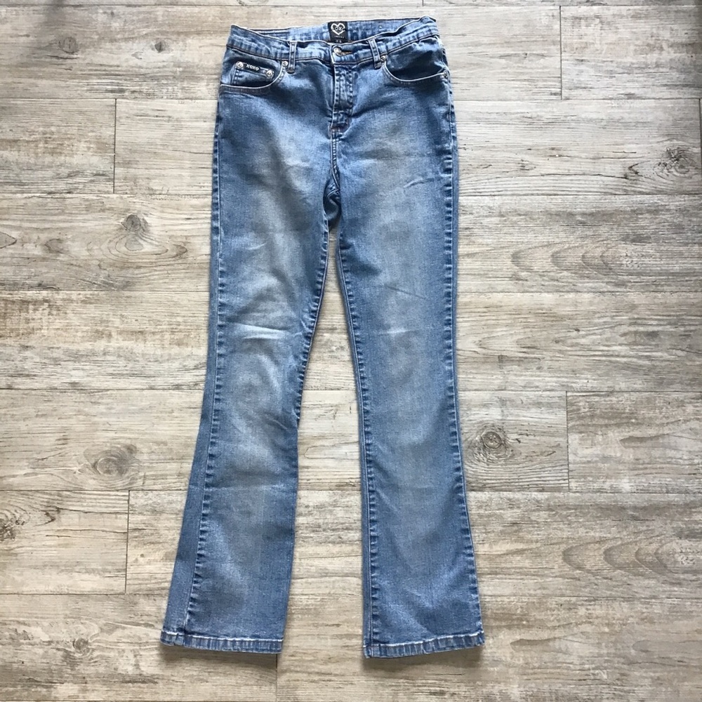 XOXO Vintage Women’s Medium Fade Blue Denim Stretch Fitted Jeans